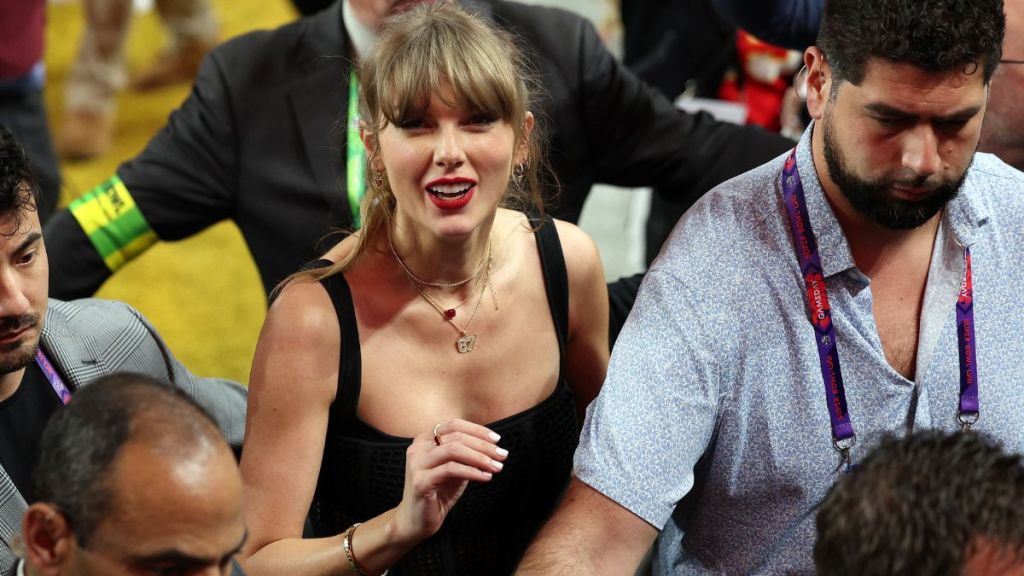 Taylor Swift's Likelihood To Perform at Super Bowl Just Increased, Per Source