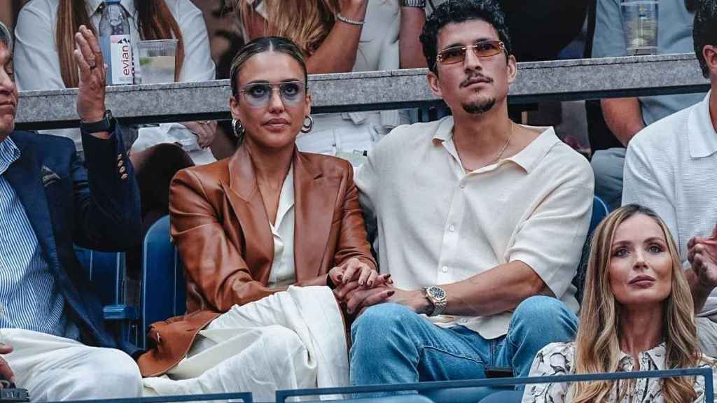 Jessica Alba & Danny Ramirez's New Date Night Photos Showcase That Chemistry