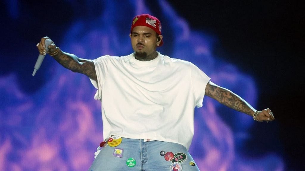 Chris Brown Posts Photo With Travis Kelce's Ex Kayla Nicole After Lap Dance