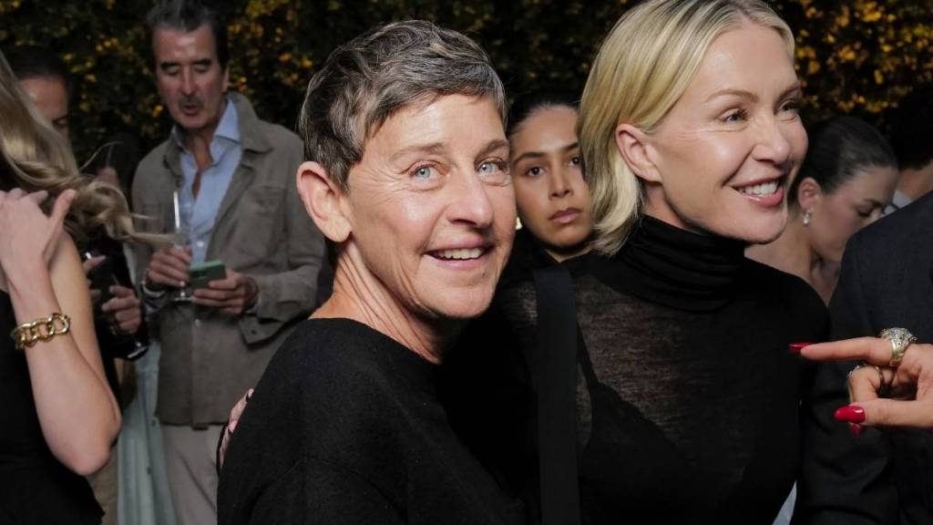Fans React to Ellen DeGeneres Debuting New Hair in Paris 