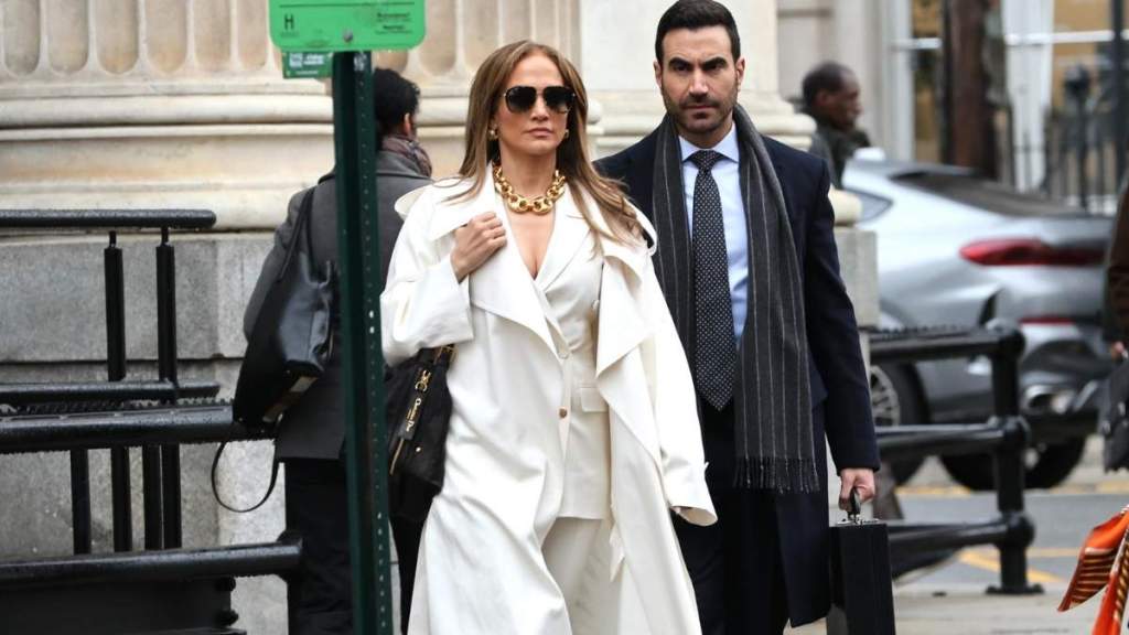 Why Brett Goldstein Called a Rom-Com With Jennifer Lopez ‘A Nightmare’