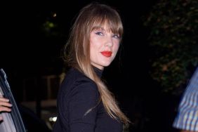 Taylor Swift Brings Back Her Fondness for Plaid in NYC Outing Photos