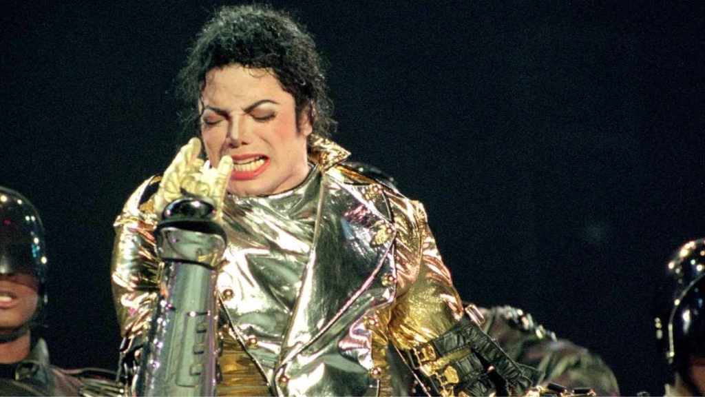 Michael Jackson Is No.1 on the Charts & Here’s Why