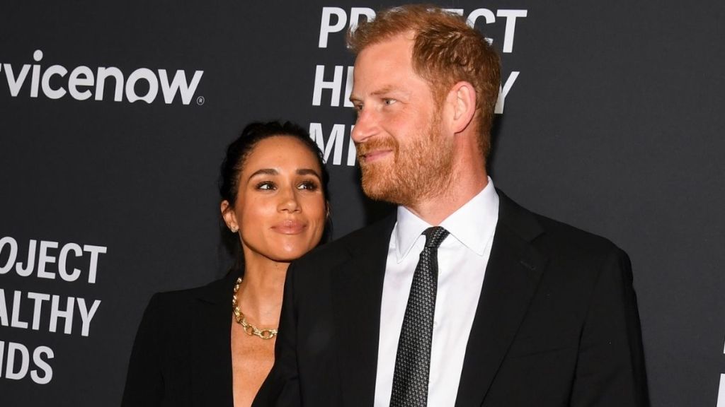 Expert Says Prince Harry & Meghan Markle Do Not Deserve Humanitarian Award