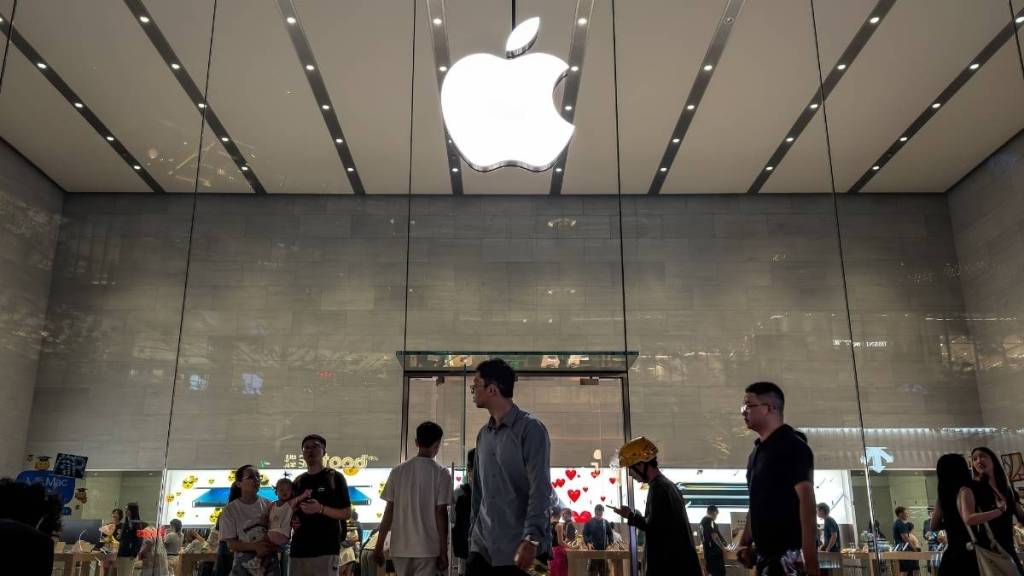 ‘Apple M5 Chip’ Trends as Fans React to New AI-Boosting Processor