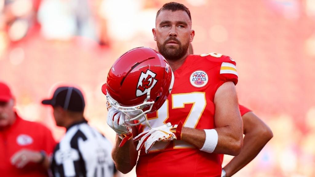 Travis Kelce Suing Karoline Leavitt For $50M Rumors Debunked