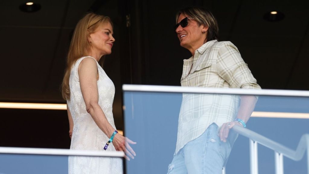 Nicole Kidman & Keith Urban's Divorce Is Being Used for Personal Gains by His Guitarist, Says Source