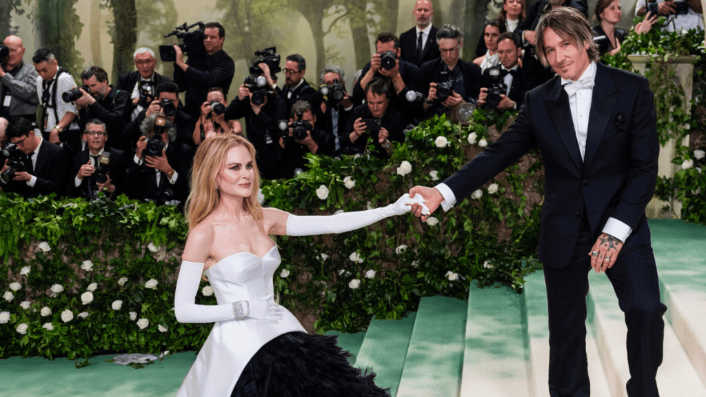 Nicole Kidman Was Betrayed by Keith Urban's 'Whole World,' Says Source