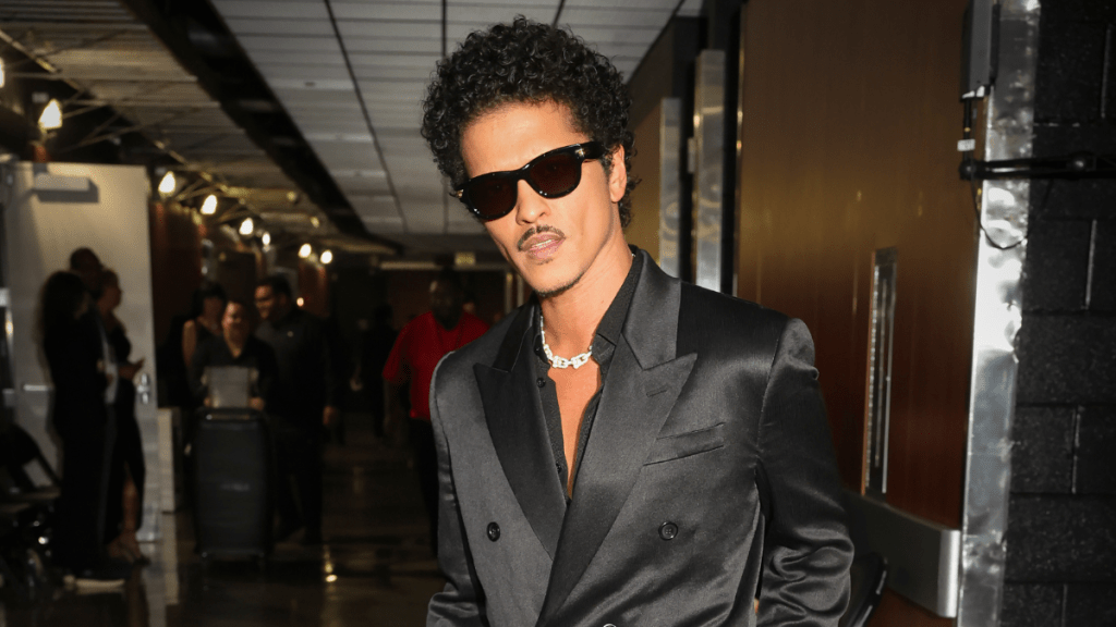 Fans Joke About 'Old Man' Bruno Mars as He Turns 40