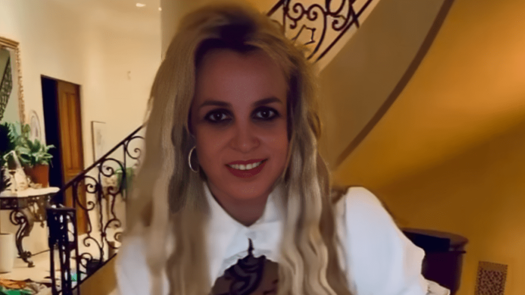 Britney Spears Shows off Her Dance in 'Schoolgirl Outfit'
