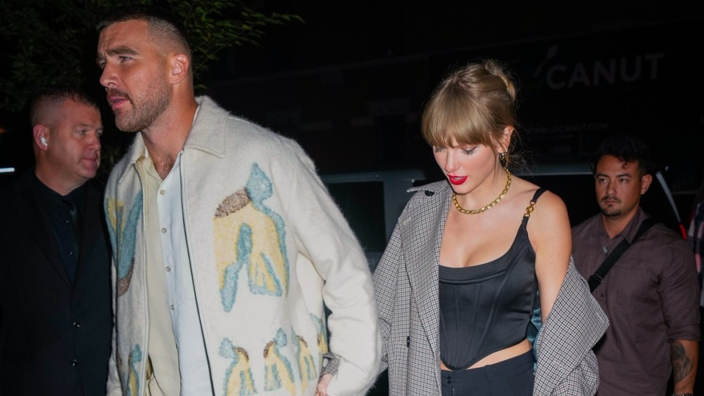 tarvis kelce taylor swift