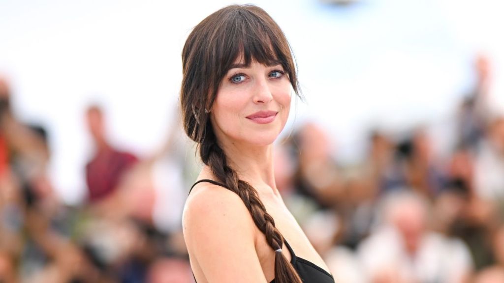Dakota Johnson Invests in Property Amid Ex's Rumors — Report