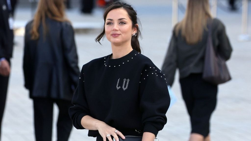 Photos: Ana De Armas Spotted With Miles Teller Outside LA Gym