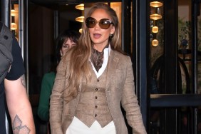 JENNIFER LOPEZ