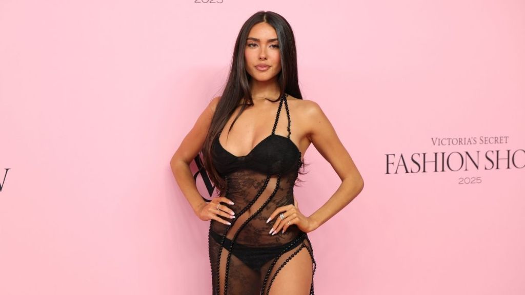 Photo: Madison Beer Pulls Off Thong Look in Stunning Sheer Dress for VSFS