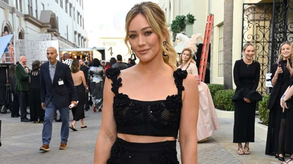 Hilary Duff’s Coffee Spill Sobs Was Failed Publicity — Source