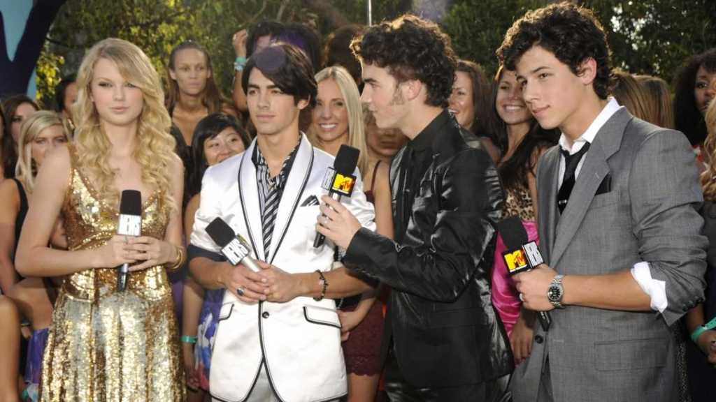 Jonas Brothers Think Sounding Like Taylor Swift Is Not a Problem After New Song Resemblance, Claims Source