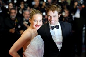 Jennifer Lawrence Says She Once Fed Robert Pattinson Literal Garbage