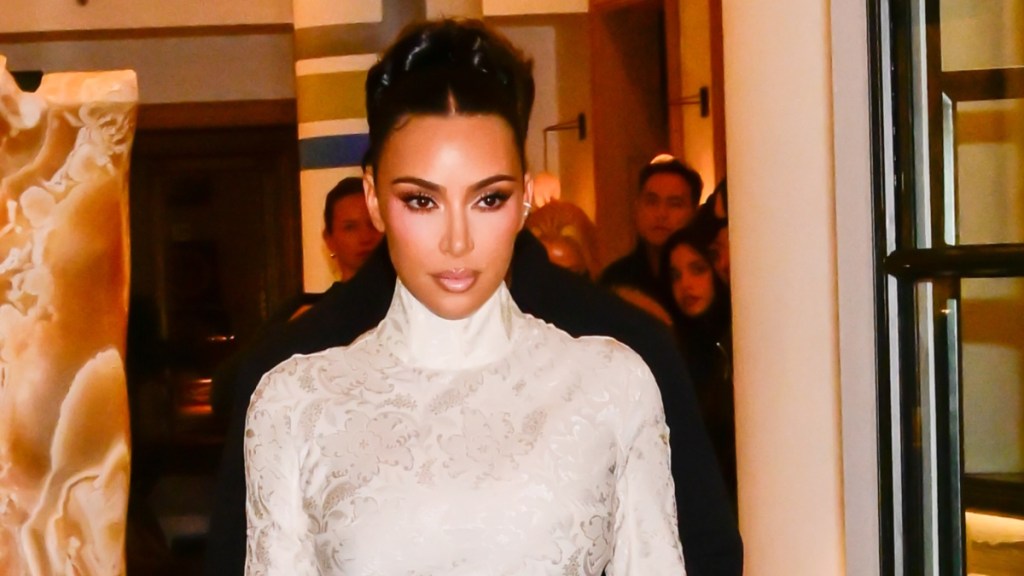 Kim Kardashian Is 'That Girl' in Body-Hugging Outfit