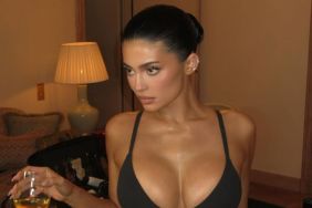 Fans Lose It Over Kylie Jenner's New Photos in SKIMS Underwear: 'You're Perfect'