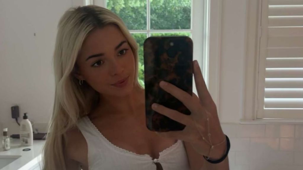 Livvy Dunne Shows Off Her Shell-Shaped Bikini in Beach Photos