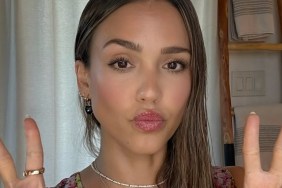 Jessica Alba Pouting in Bold Neckline Dress Has Fans Saying 'Unbearably Gorgeous'