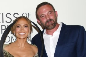Ben Affleck & Jennifer Lopez Reunite at Movie Premiere After Divorce