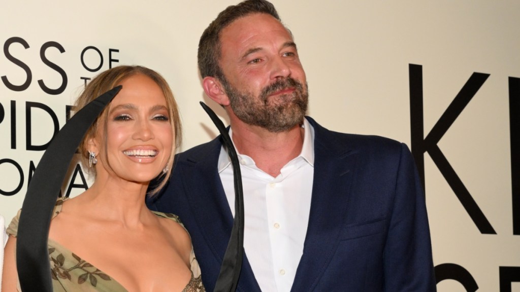 Ben Affleck & Jennifer Lopez Reunion Was 'Scripted', Insiders Say