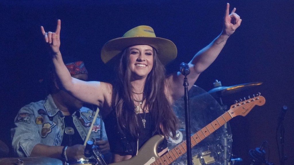 Keith Urban's Guitarist Announces New Single 'The Devil Win' Amid Rumors