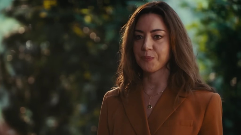 Watch SNL’s Hilarious Hunting Wives Season 2 Trailer With Aubrey Plaza