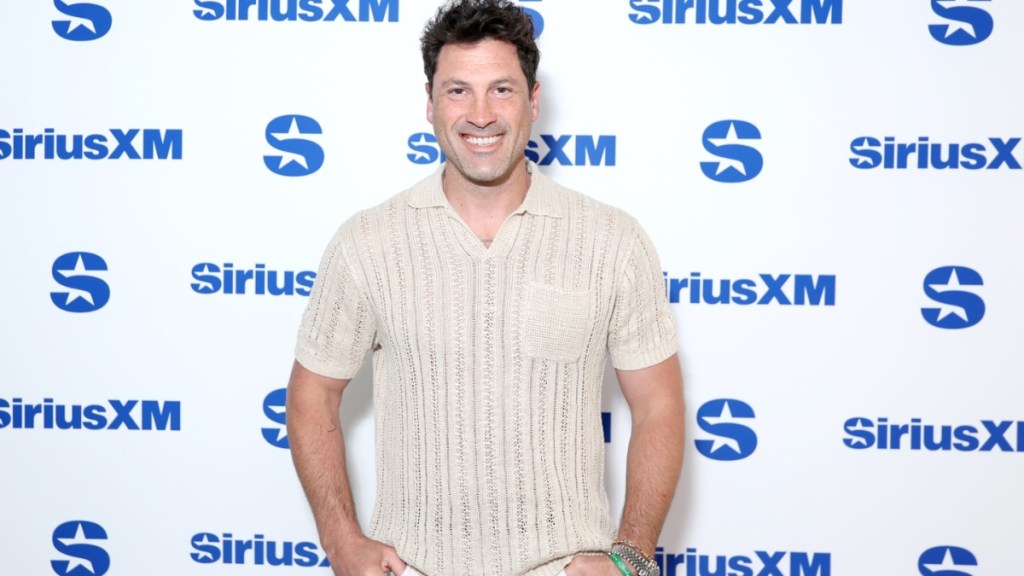 Jan Ravnik’s DWTS Casting Slammed by Maksim Chmerkovskiy, Jen Affleck Reacts
