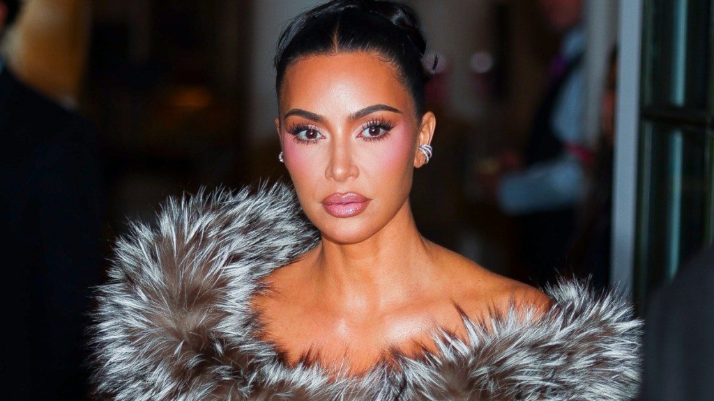 Kim Kardashian Called Naomi Watts To Borrow Lube for a Reason