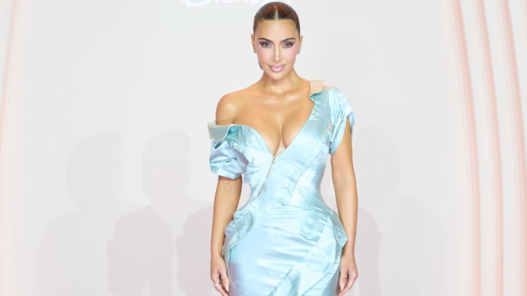 Kim Kardashian Thinks 1969 Moon Landing 'Didn't Happen'