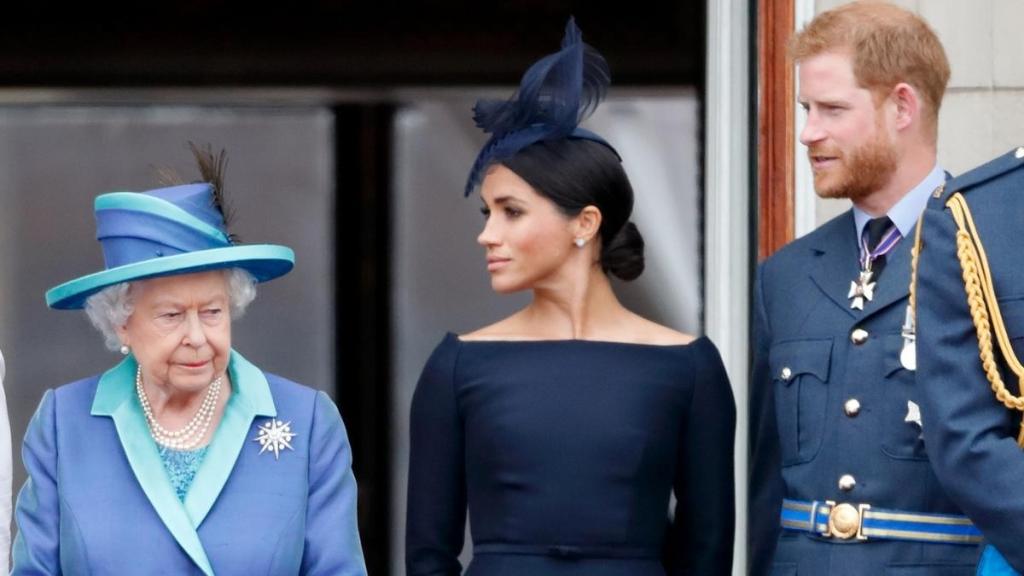 Queen, Prince Harry and Meghan Markle (2)