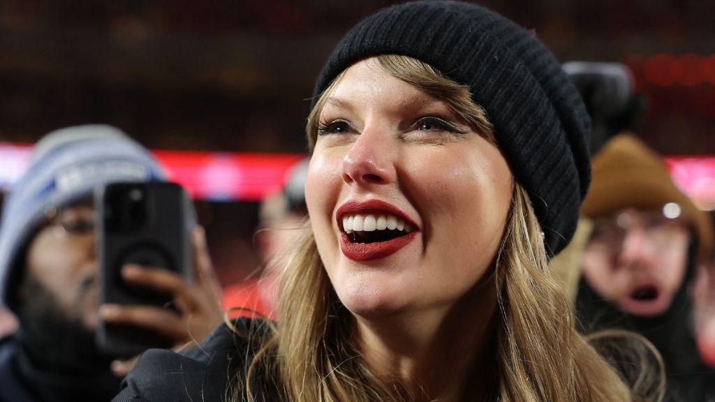 Taylor Swift Sparks Young Girls’ Interest in NFL, Says Former Chiefs Star