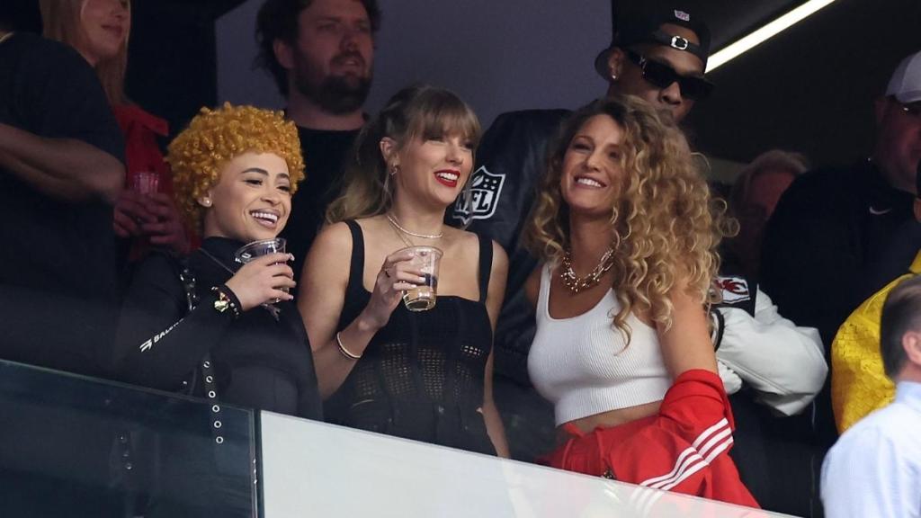Taylor Swift and Blake Lively