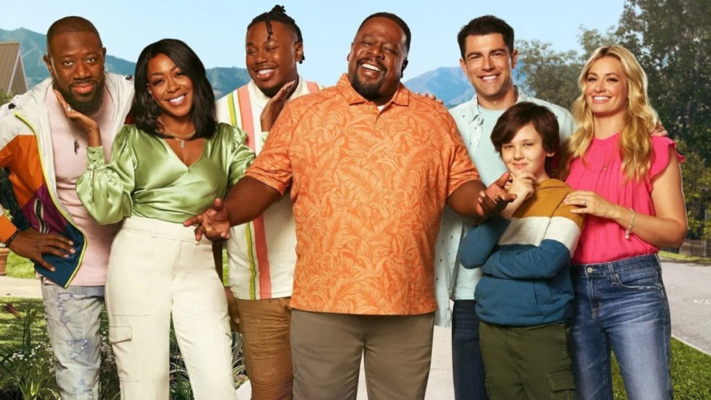 The Neighborhood Showrunners Tease TV Show's Ending as Season 8 Premieres
