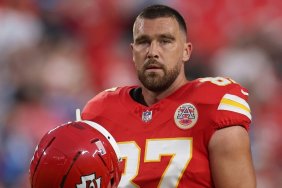 Travis Kelce Leads Receiving Stats as Chiefs Win Third Game of the Season