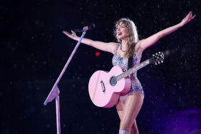 Taylor Swift Is Helping Animals With Just a T-Shirt