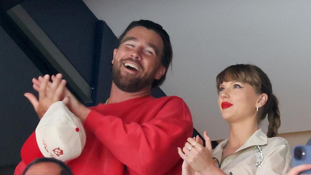 Taylor Swift's Album Is Proof Travis Kelce Is Her Only Focus in Life Right Now, Says Source