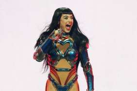 Katy Perry Subtly Hints at Justin Trudeau Romance at London Concert