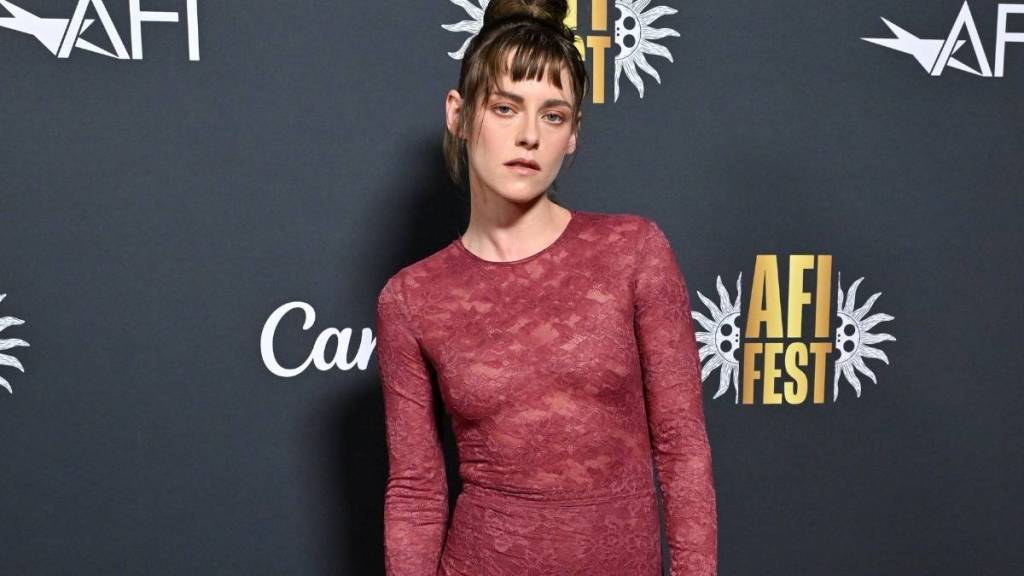 Kristen Stewart's Sheer Lace Dress Serves Ultimate Fall Vibes