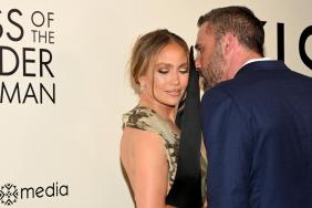 Ben Affleck Nudging Jennifer Lopez To Get Her Attention Is Going Viral
