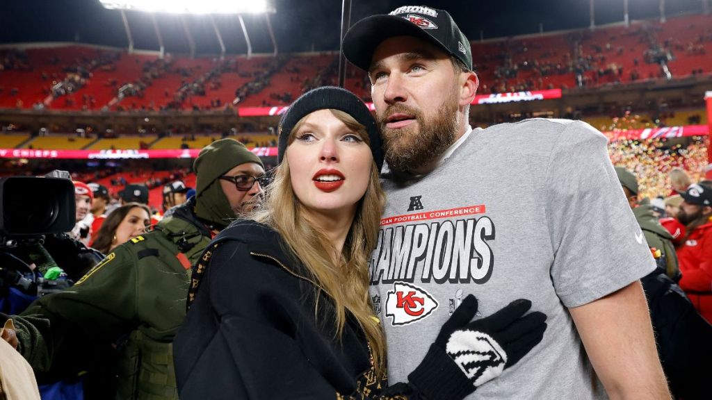 Kamala Harris Faced Rejection From Taylor Swift & Travis Kelce — Author