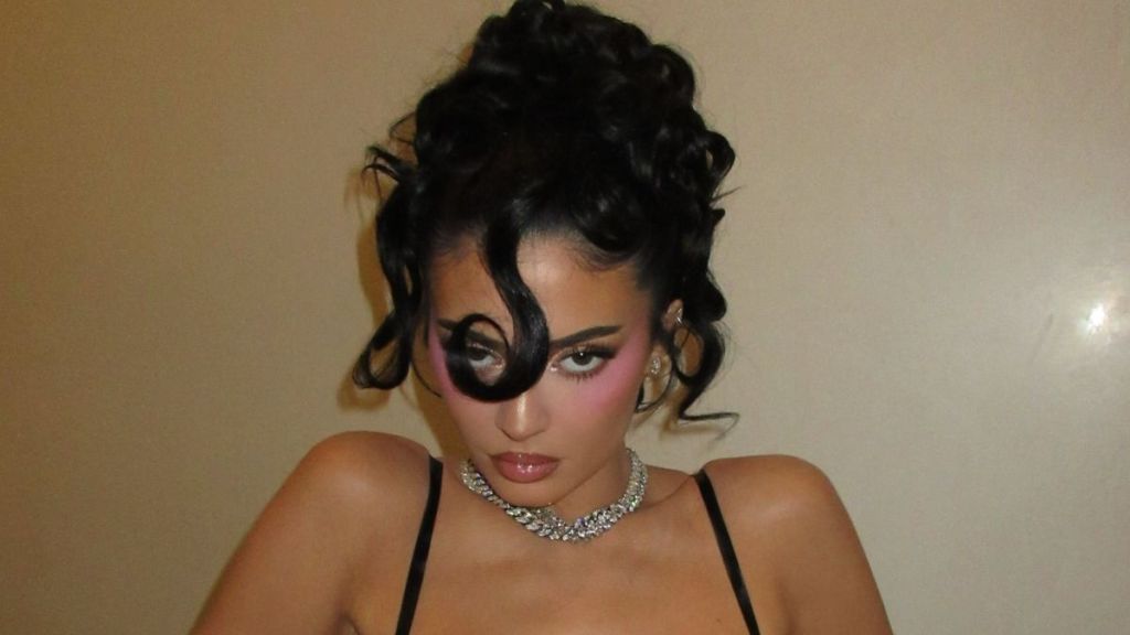 Kylie Jenner Latex Cutout Dress Photos Have Fans Calling Her a Total 'Baddie'