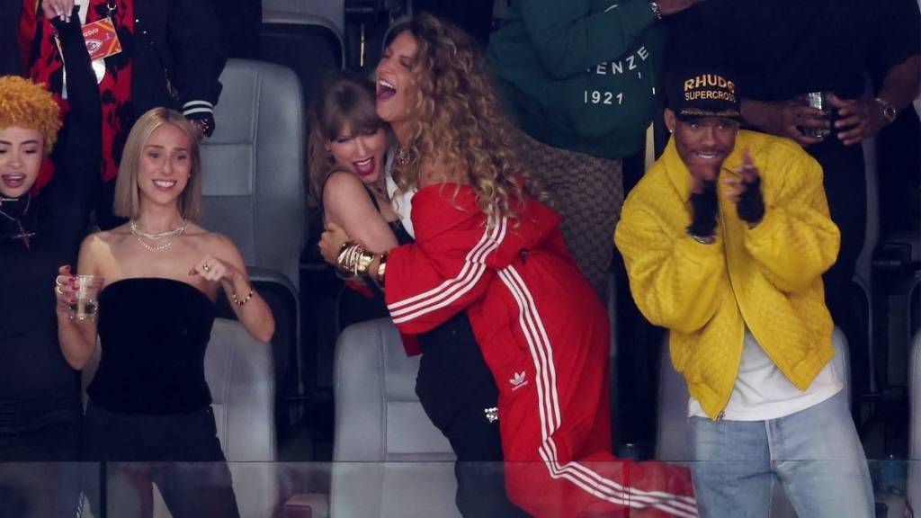 Taylor Swift ‘Reconnected’ With Blake Lively but Won’t Support Her in Lawsuit, Source Claims