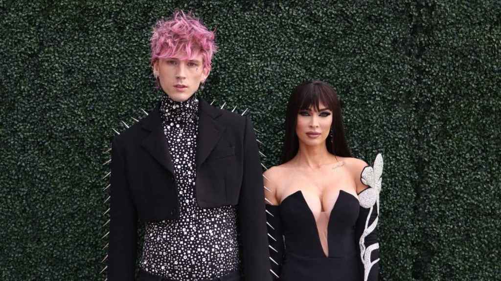 Machine Gun Kelly Is Showing Megan Fox He’s Changed for the Better, Source Claims
