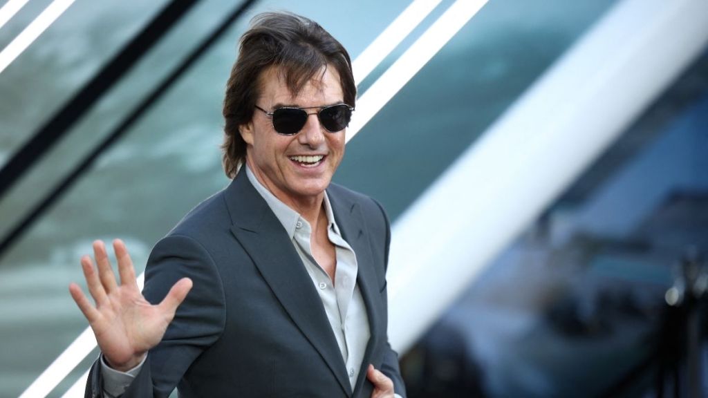 Tom Cruise Planning to Settle Down With Ana de Armas in UK, Rumors Suggest