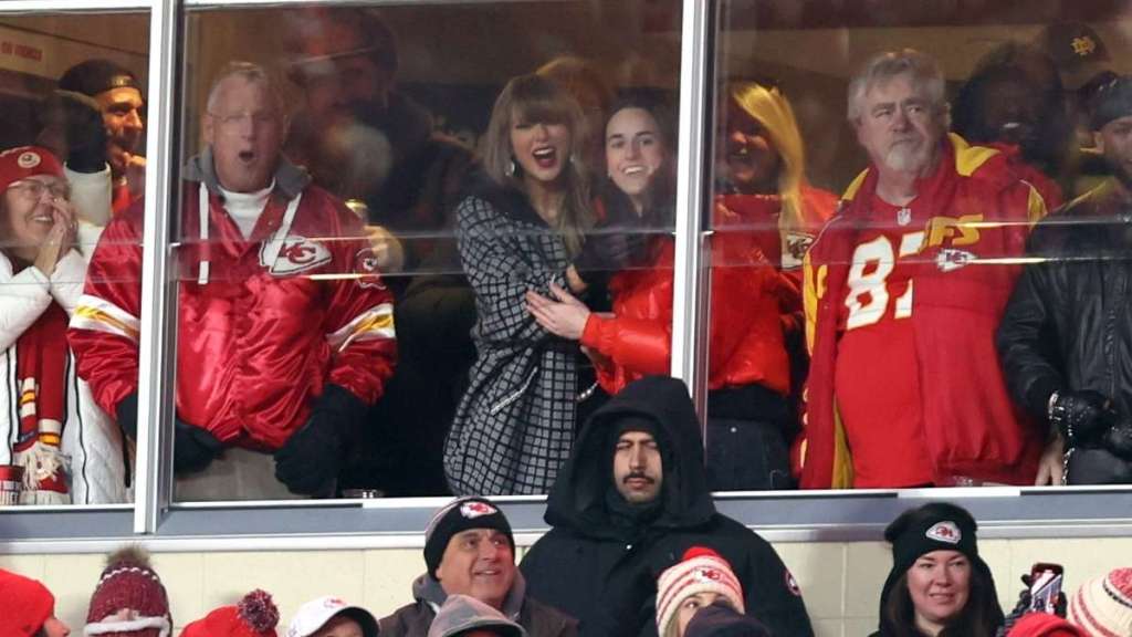 Taylor Swift Attends Travis Kelce's Chiefs Game With Caitlin Clark