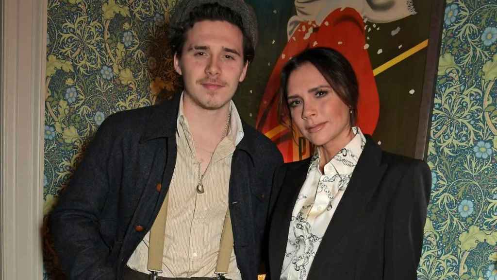 Victoria Beckham son brooklyn (1)